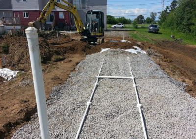 Service d'installation de fosse septique avec champ d'épuration à Laval - Mini-Excavation Montréal