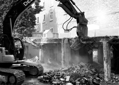 Service de démolition à Montréal et sur la Rive-Sud et Rive-Nord/ Mini-Excavation Montréal